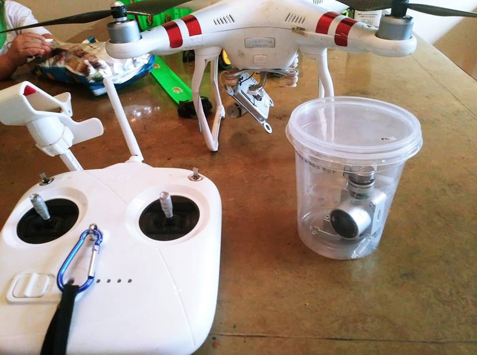 drone com gimbal quebrado